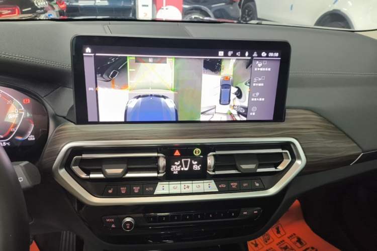 Used BMW X3 2023 Restyled xDrive30i Leading Edition M Night Sky Package Audio And AC Panel