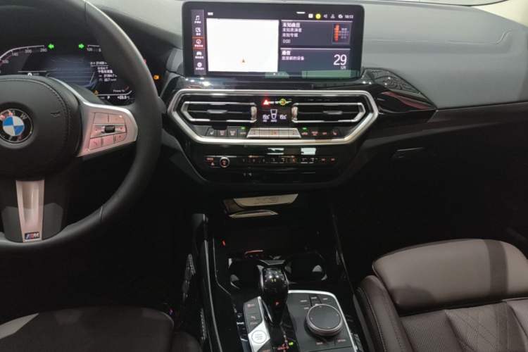 Used BMW X3 2023 xDrive25i M Sport Package Audio And AC Panel
