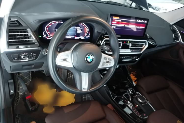 Used BMW X3 2023 xDrive25i M Sport Package Center Console