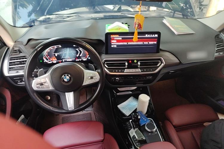 Used BMW X3 2023 xDrive30i Leading Model M Night Edition Package Center Console