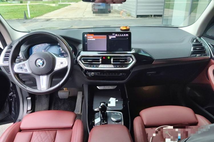 Used BMW X3 2023 xDrive25i M Sport Package Center Console