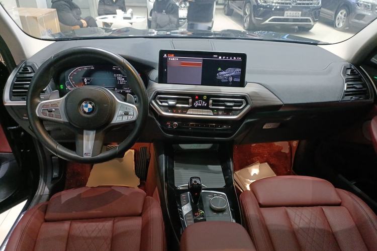 Used BMW X3 2023 xDrive30i Leading Model M Night Edition Package Center Console