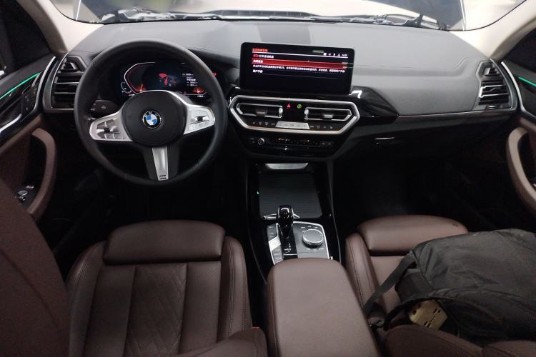 Used BMW X3 2023 xDrive25i M Sport Package Center Console