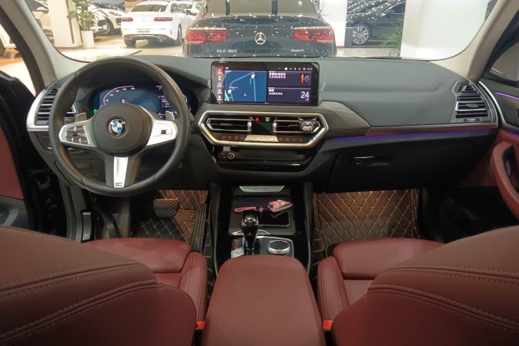 Used BMW X3 2023 Restyled xDrive30i Leading Edition M Night Sky Package Center Console
