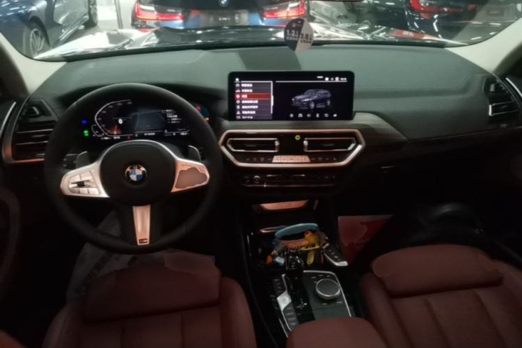 Used BMW X3 2023 Restyled xDrive30i Leading Edition M Night Sky Package Center Console