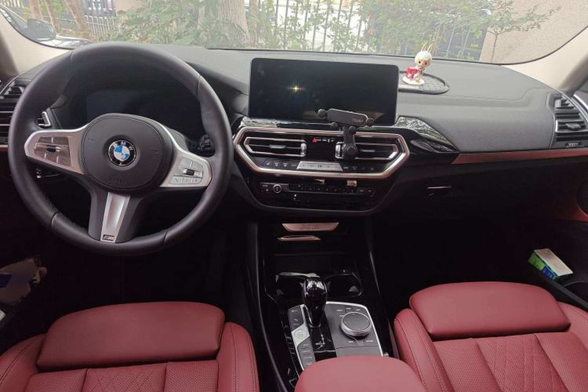 Used BMW X3 2023 xDrive25i M Sport Package Center Console