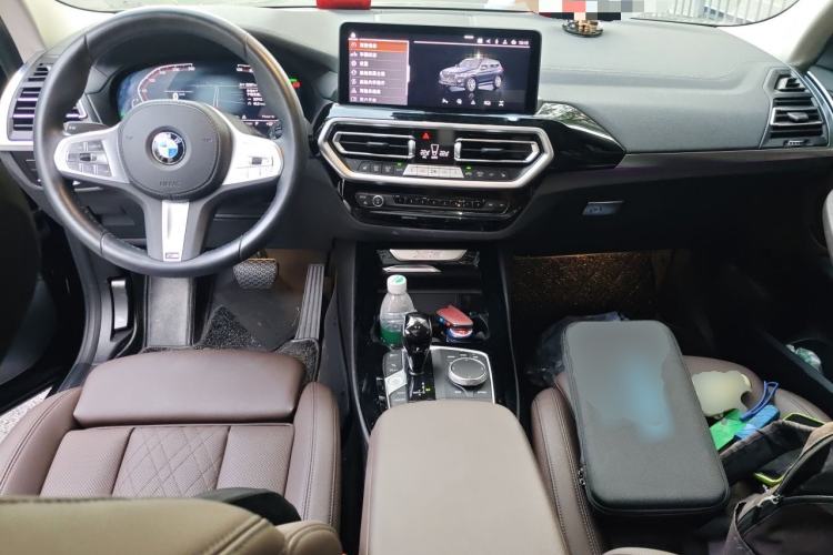 Used BMW X3 2023 xDrive25i M Sport Package Center Console