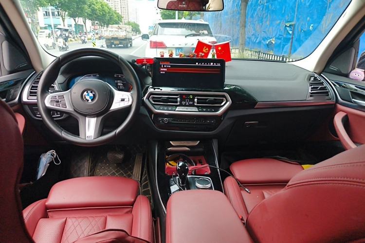 Used BMW X3 2023 xDrive25i M Sport Package Center Console