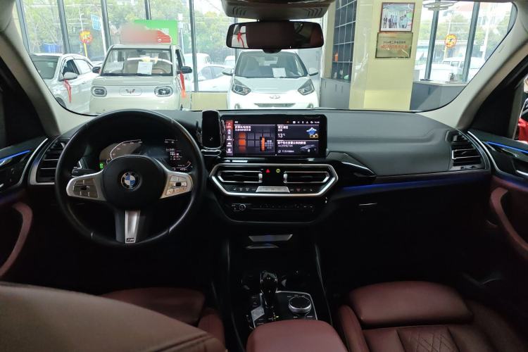 Used BMW X3 2023 xDrive25i M Sport Package Center Console