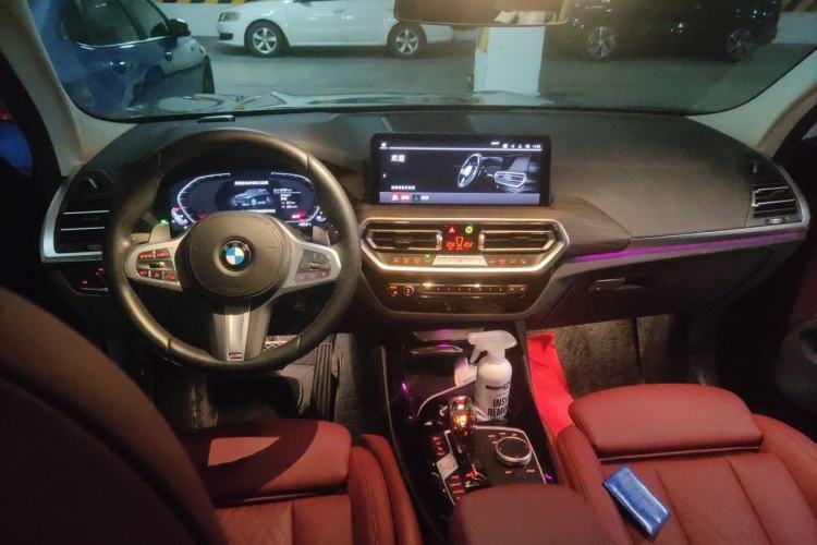 Used BMW X3 2023 xDrive30i Leading Model M Night Edition Package Center Console