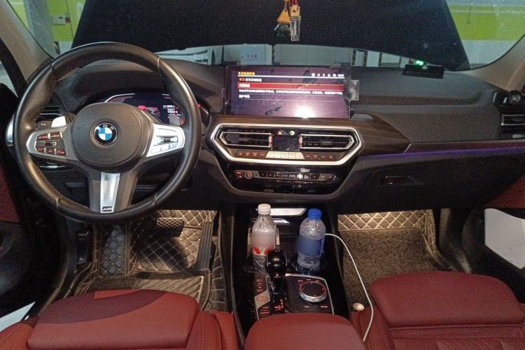 Used BMW X3 2023 Restyled xDrive30i Leading Edition M Night Sky Package Center Console