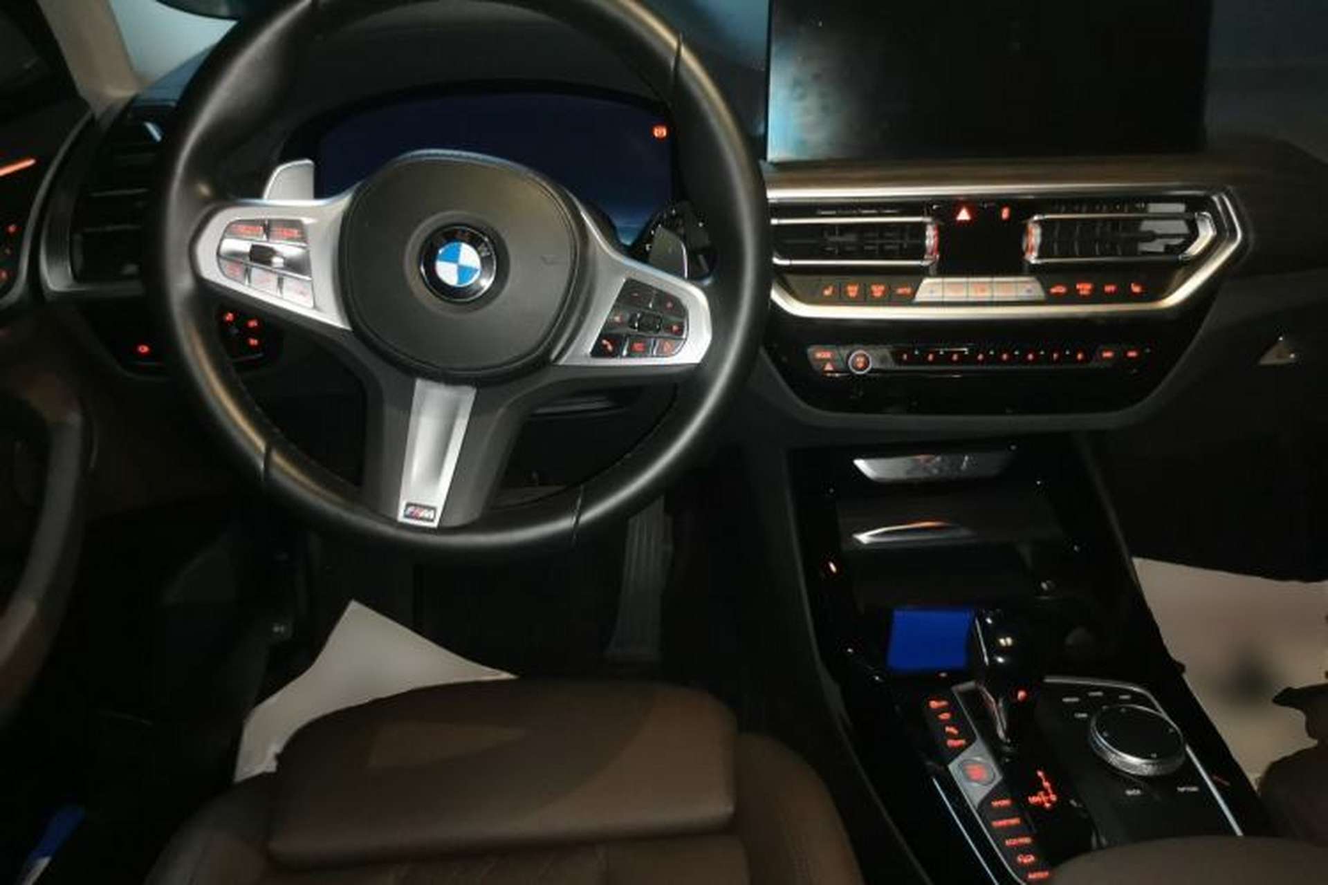 Used BMW X3 2023 xDrive30i Leading Model M Night Edition Package Center Console