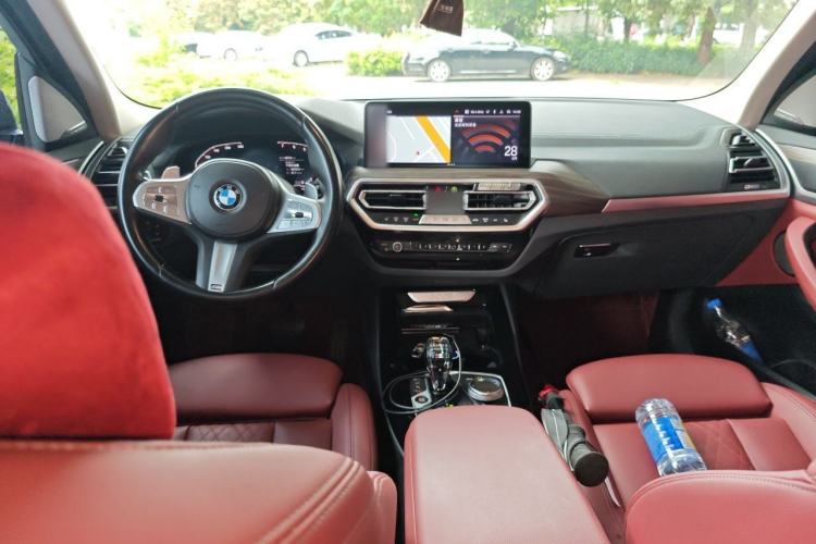 Used BMW X3 2023 xDrive30i Leading Model M Night Edition Package Center Console