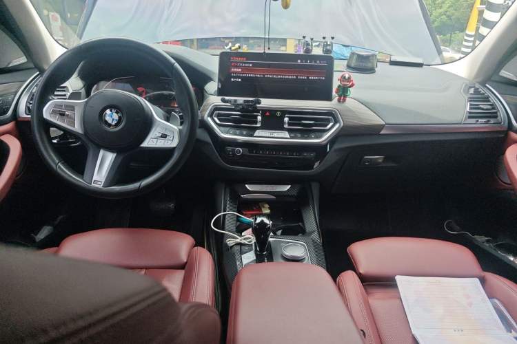 Used BMW X3 2023 xDrive30i Luxury Edition M Night Sky Package Center Console