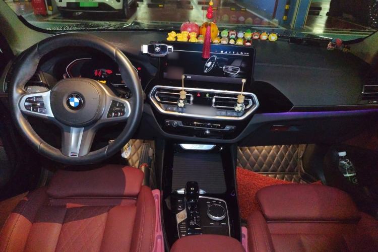 Used BMW X3 2023 xDrive25i M Sport Package Center Console