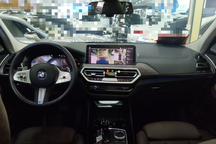 Used BMW X3 2023 Restyled xDrive30i Leading Edition M Night Sky Package Center Console