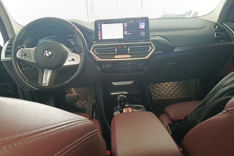 Used BMW X3 2023 xDrive25i M Sport Package Center Console