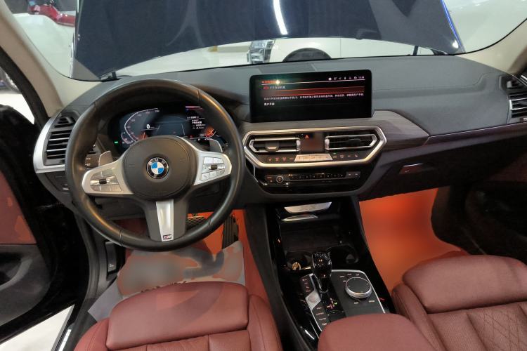 Used BMW X3 2023 xDrive30i Leading Model M Night Edition Package Center Console