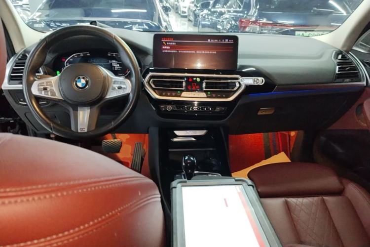 Used BMW X3 2023 xDrive25i M Sport Package Center Console