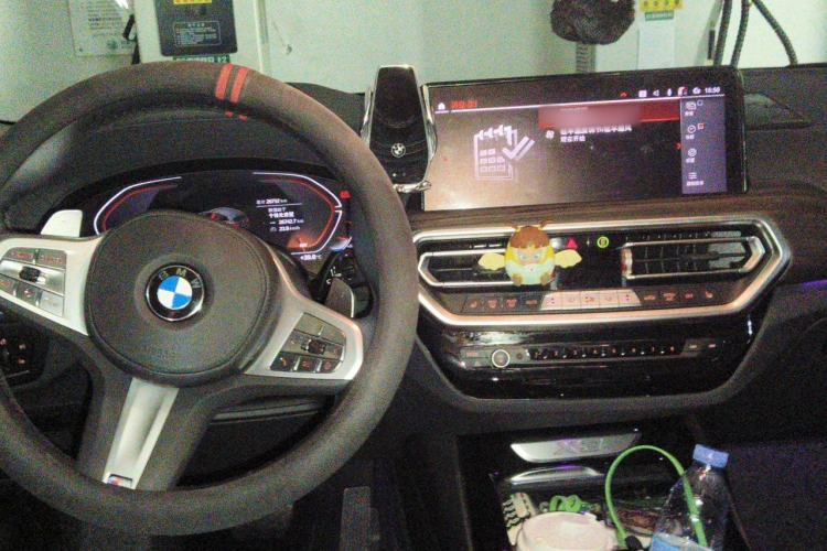 Used BMW X3 2023 Restyled xDrive30i Leading Edition M Night Sky Package Center Console