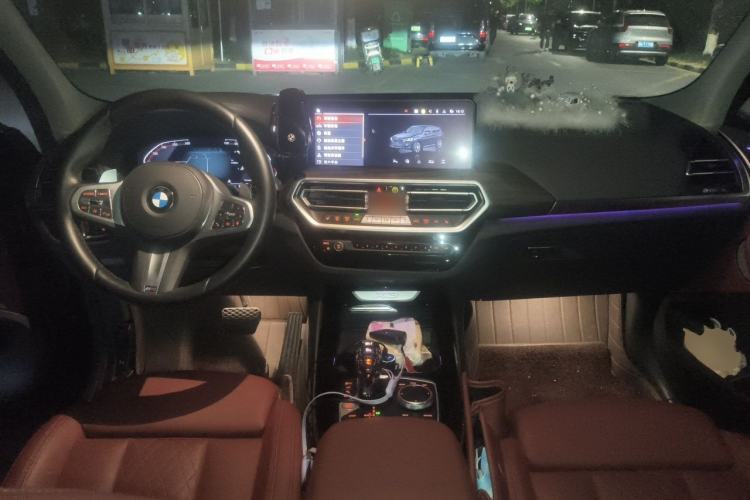 Used BMW X3 2023 Restyled xDrive30i Leading Edition M Night Sky Package Center Console
