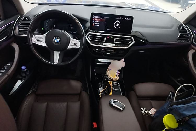 Used BMW X3 2023 xDrive25i M Sport Package Center Console