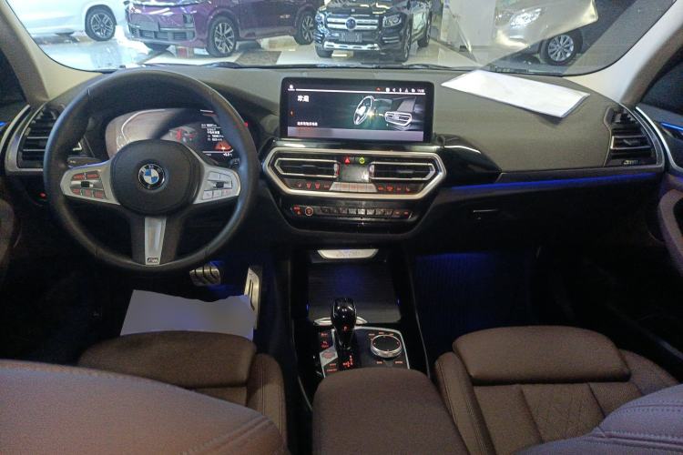 Used BMW X3 2023 xDrive25i M Sport Package Center Console