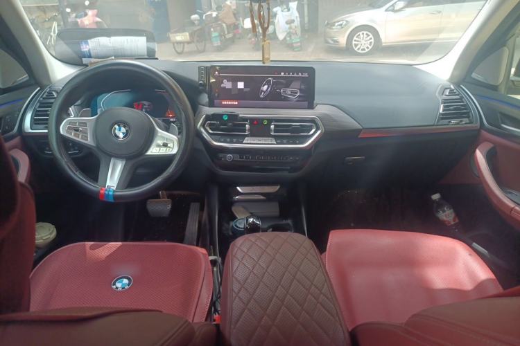 Used BMW X3 2023 xDrive30i Leading Model M Night Edition Package Center Console