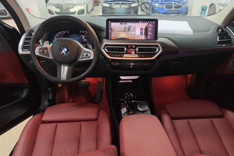 Used BMW X3 2023 xDrive30i Leading Model M Night Edition Package Center Console