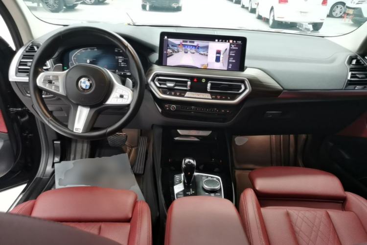 Used BMW X3 2023 Restyled xDrive30i Leading Edition M Night Sky Package Center Console