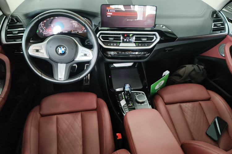 Used BMW X3 2023 xDrive25i M Sport Package Center Console