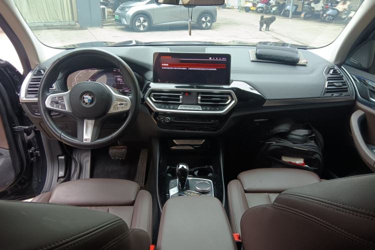 Used BMW X3 2023 xDrive25i M Sport Package Center Console