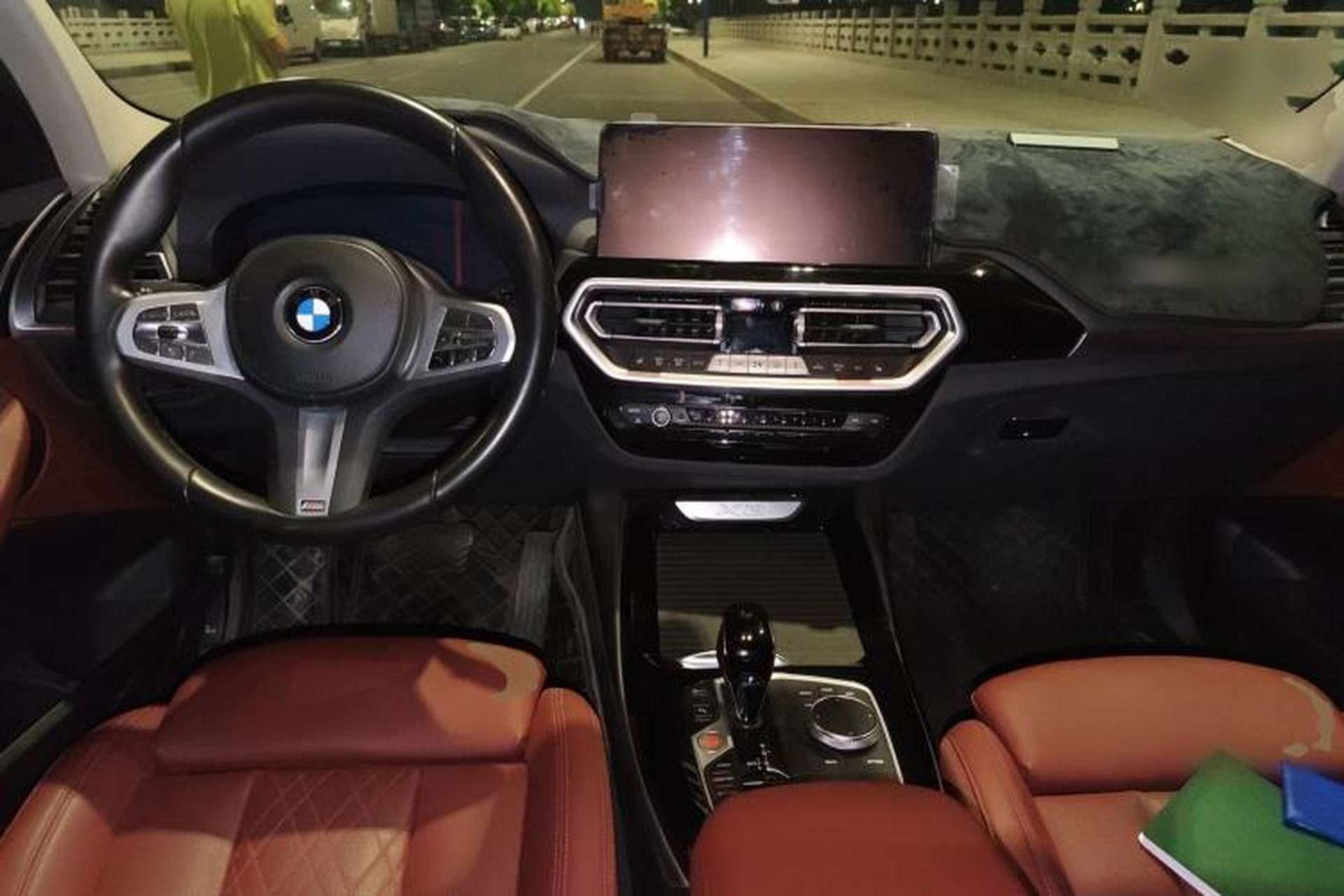 Used BMW X3 2023 xDrive25i M Sport Package Center Console