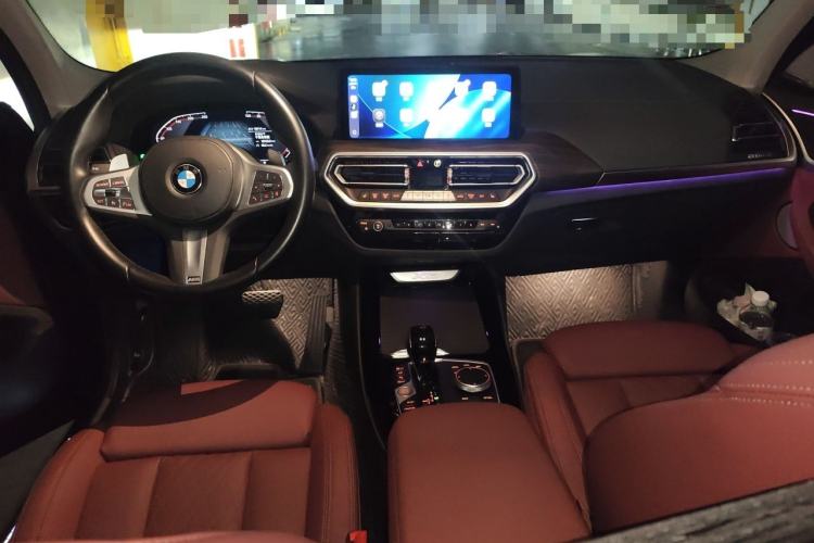 Used BMW X3 2023 xDrive30i Leading Model M Night Edition Package Center Console