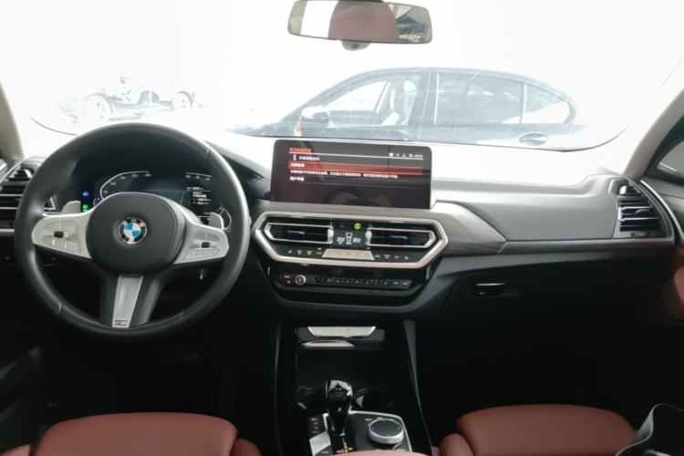 Used BMW X3 2023 Restyled xDrive30i Leading Edition M Night Sky Package Center Console