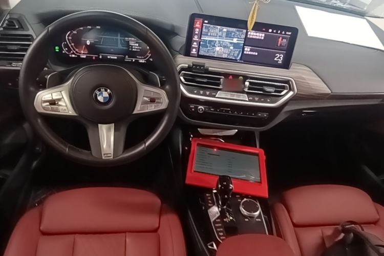 Used BMW X3 2023 Restyled xDrive30i Leading Edition M Night Sky Package Center Console