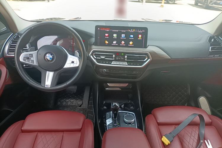 Used BMW X3 2023 Restyled xDrive30i Leading Edition M Night Sky Package Center Console