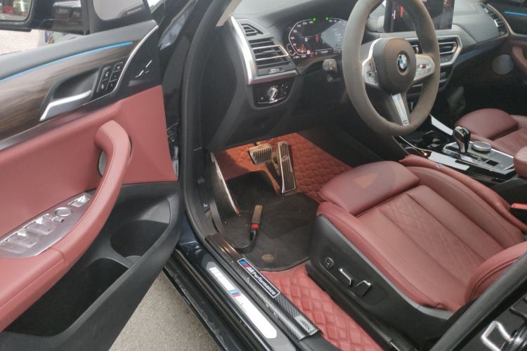 Used BMW X3 2023 Restyled xDrive30i Leading Edition M Night Sky Package Driver Seat