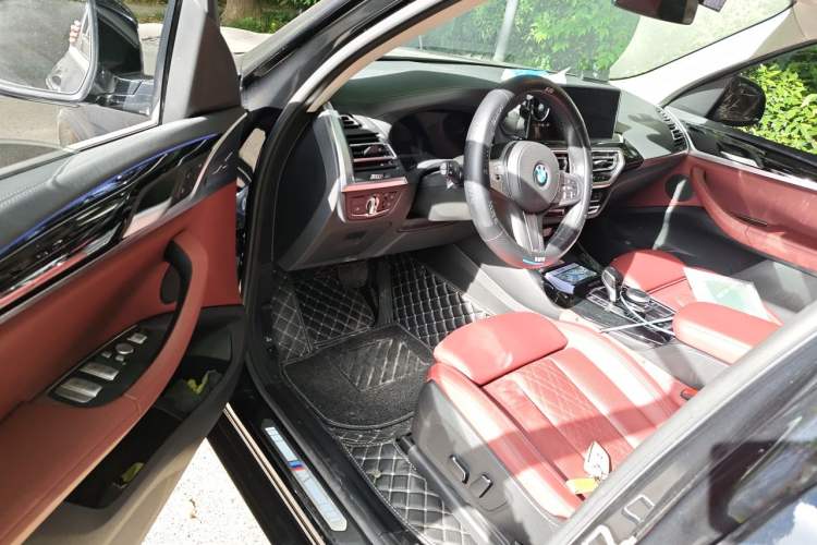 Used BMW X3 2023 xDrive25i M Sport Package Driver Seat