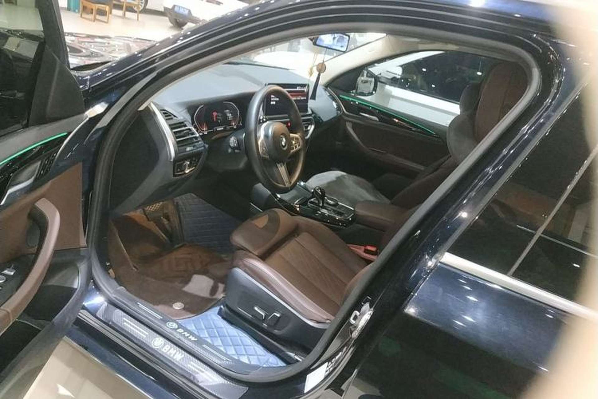Used BMW X3 2023 xDrive25i M Sport Package Driver Seat