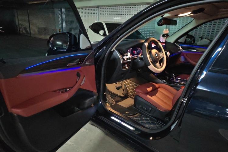 Used BMW X3 2023 xDrive30i Leading Model M Night Edition Package Driver Seat