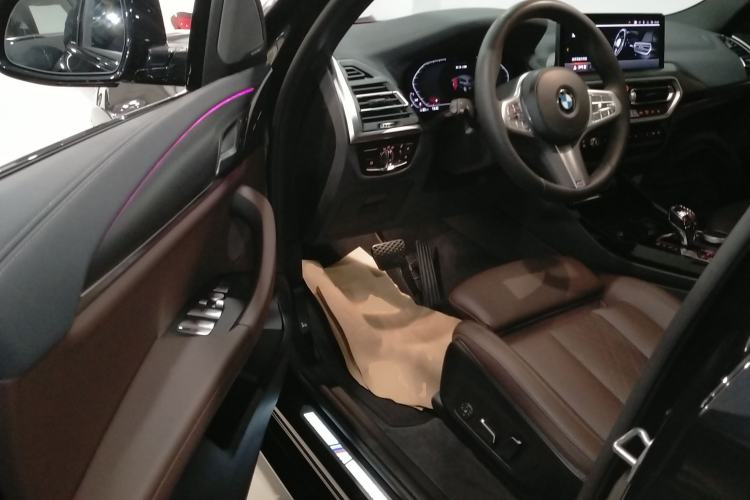 Used BMW X3 2023 Restyled xDrive30i Luxury Version M Night Edition Package Driver Seat