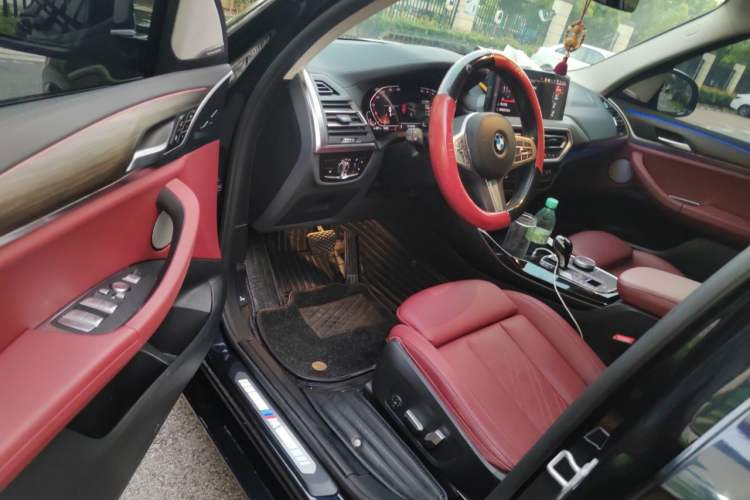 Used BMW X3 2023 xDrive30i Leading Model M Night Edition Package Driver Seat