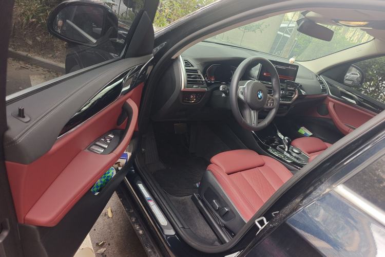 Used BMW X3 2023 xDrive25i M Sport Package Driver Seat