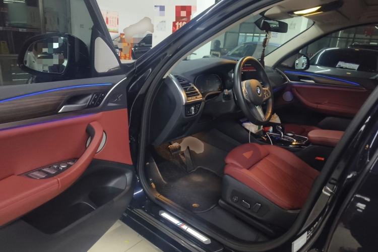 Used BMW X3 2023 xDrive30i Leading Model M Night Edition Package Driver Seat
