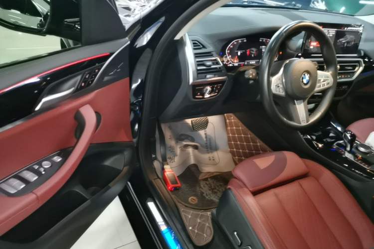 Used BMW X3 2023 xDrive25i M Sport Package Driver Seat