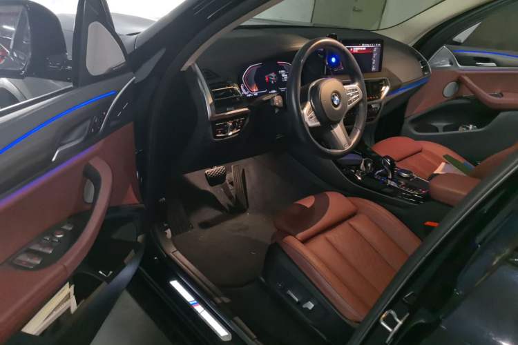 Used BMW X3 2023 Restyled xDrive30i Leading Edition M Night Sky Package Driver Seat