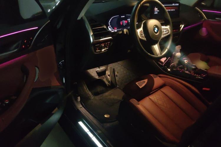 Used BMW X3 2023 xDrive30i Leading Model M Night Edition Package Driver Seat
