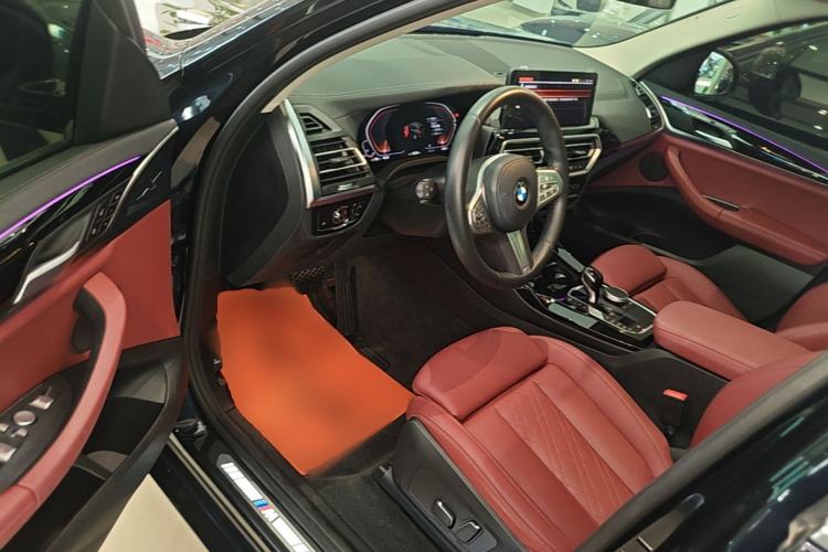 Used BMW X3 2023 xDrive25i M Sport Package Driver Seat