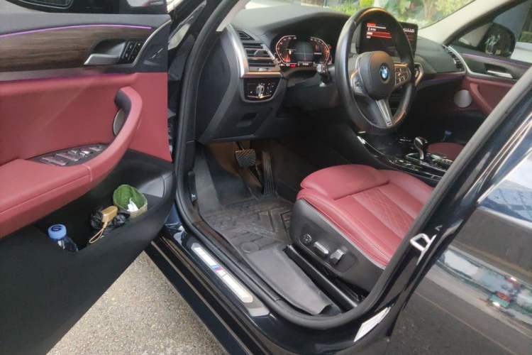 Used BMW X3 2023 xDrive30i Leading Model M Night Edition Package Driver Seat